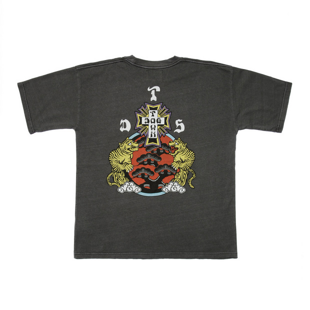TRADMAN'S TORAICHI × DOGTOWN TEE 詳細画像